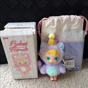 Pop Mart- Baby Molly Pocket Friends Series, LEAVE ME ALONE
